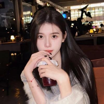 闪婚后，亿万千金身份藏不住了